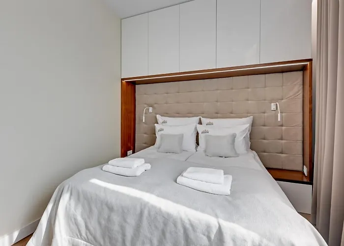 Downtown River View Apartman *